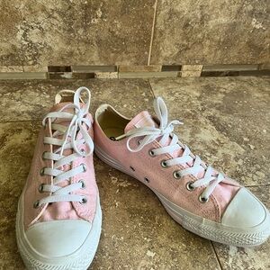 Converse Chuck Taylor All Star Stylish Pink Lace-Up Sneakers